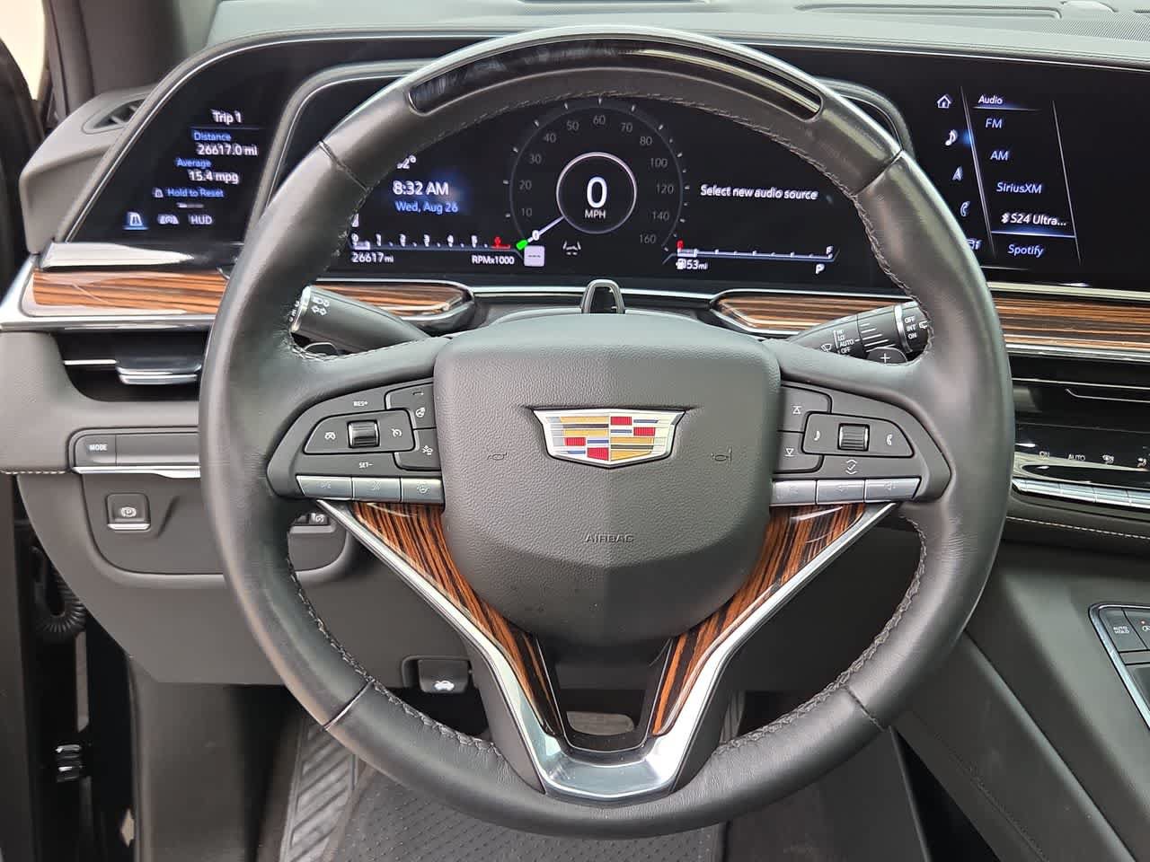 Used 2024 Cadillac Escalade Premium Luxury RWD image 19