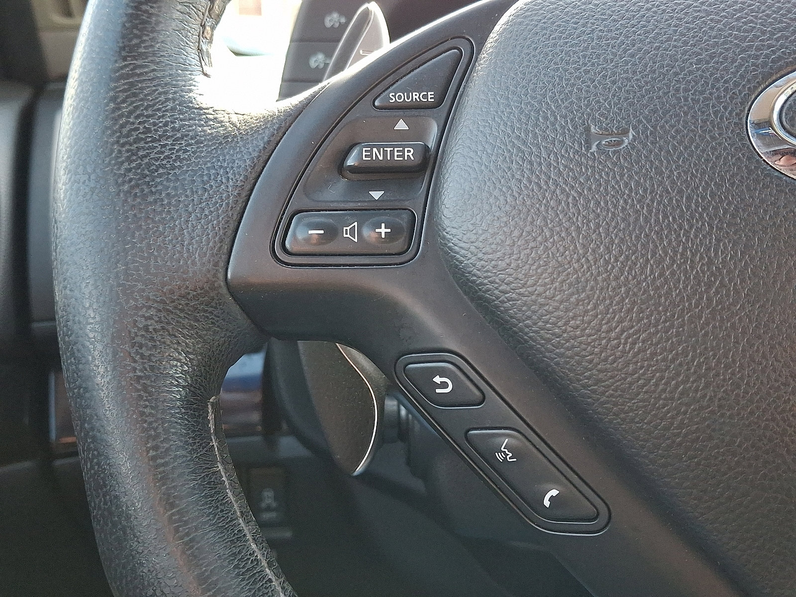Used 2013 INFINITI G37 x w/ Premium Pkg AWD/4WD image 23