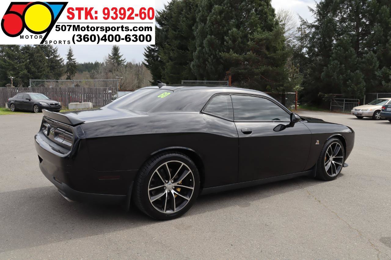 Used 2015 Dodge Challenger R/T Scat Pack w/ Leather Interior Group RWD image 7