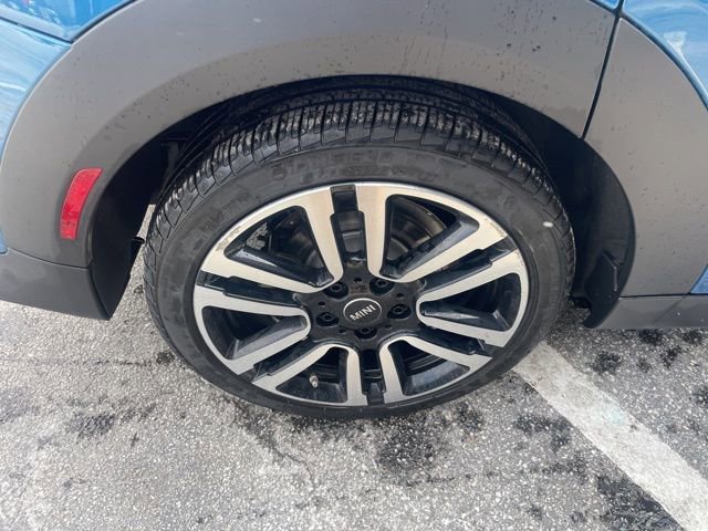 Certified 2024 MINI Cooper S image 9