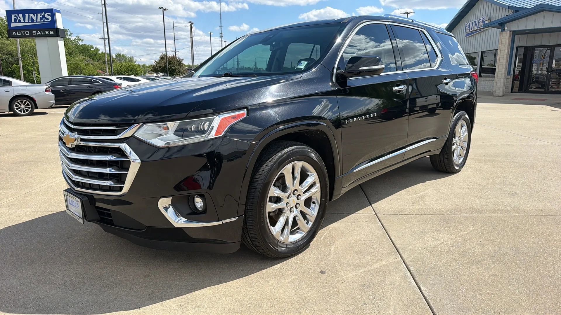 Used 2018 Chevrolet Traverse High Country AWD/4WD image 3