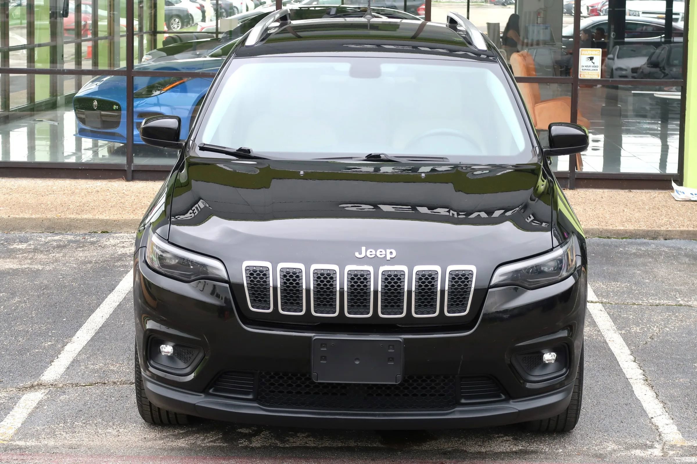 Used 2019 Jeep Cherokee Latitude w/ Popular Appearance Group FWD image 6