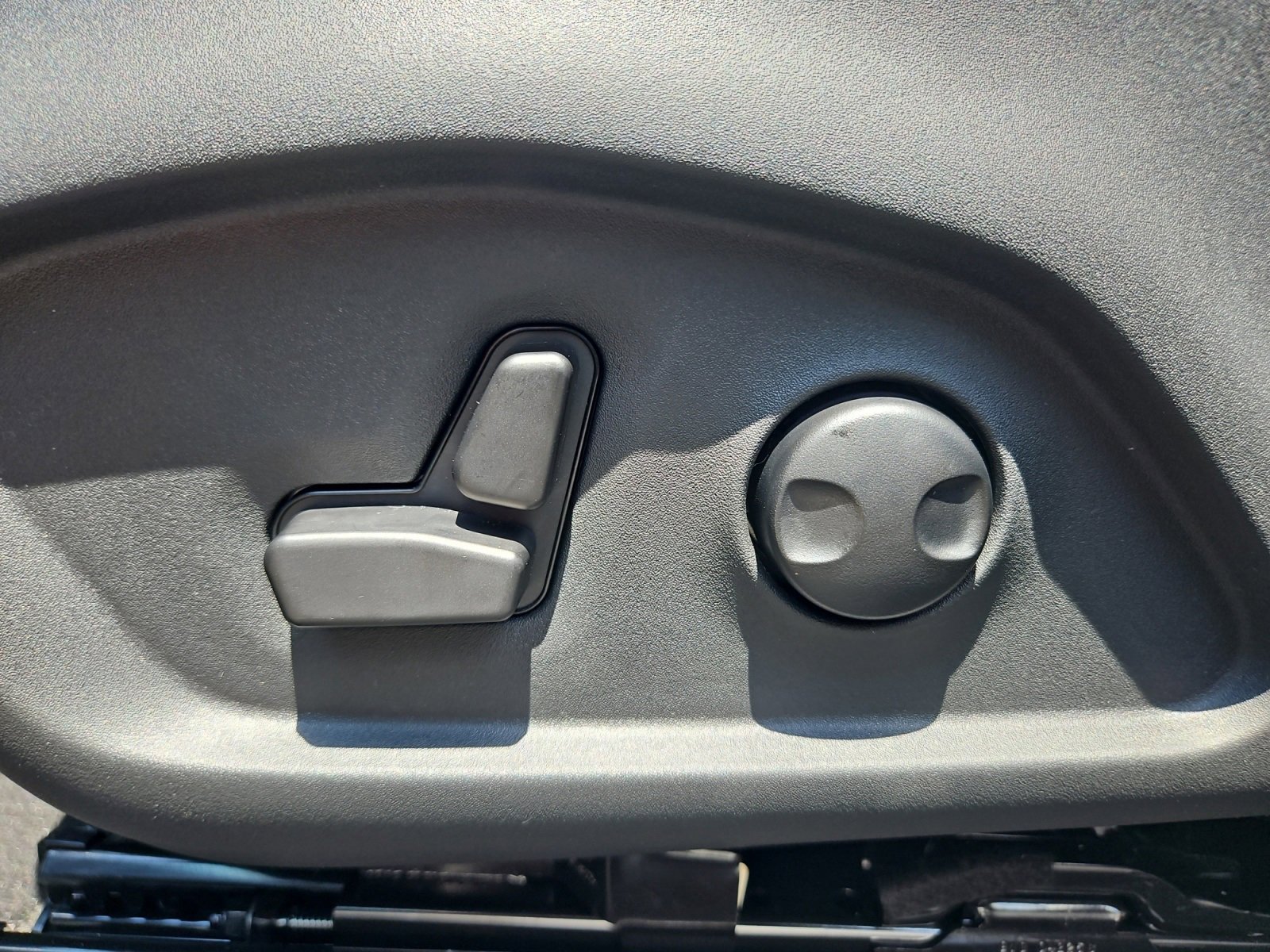 New 2025 Jeep Compass Limited image 21