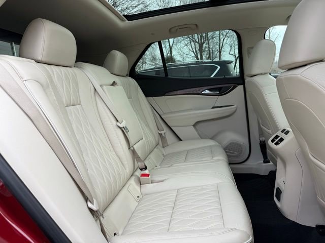 Used 2021 Buick Envision Avenir w/ Technology Package II image 19