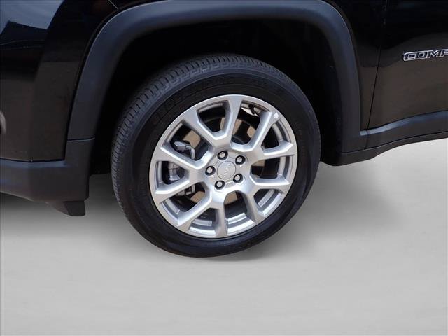 Used 2023 Jeep Compass Latitude AWD/4WD image 7