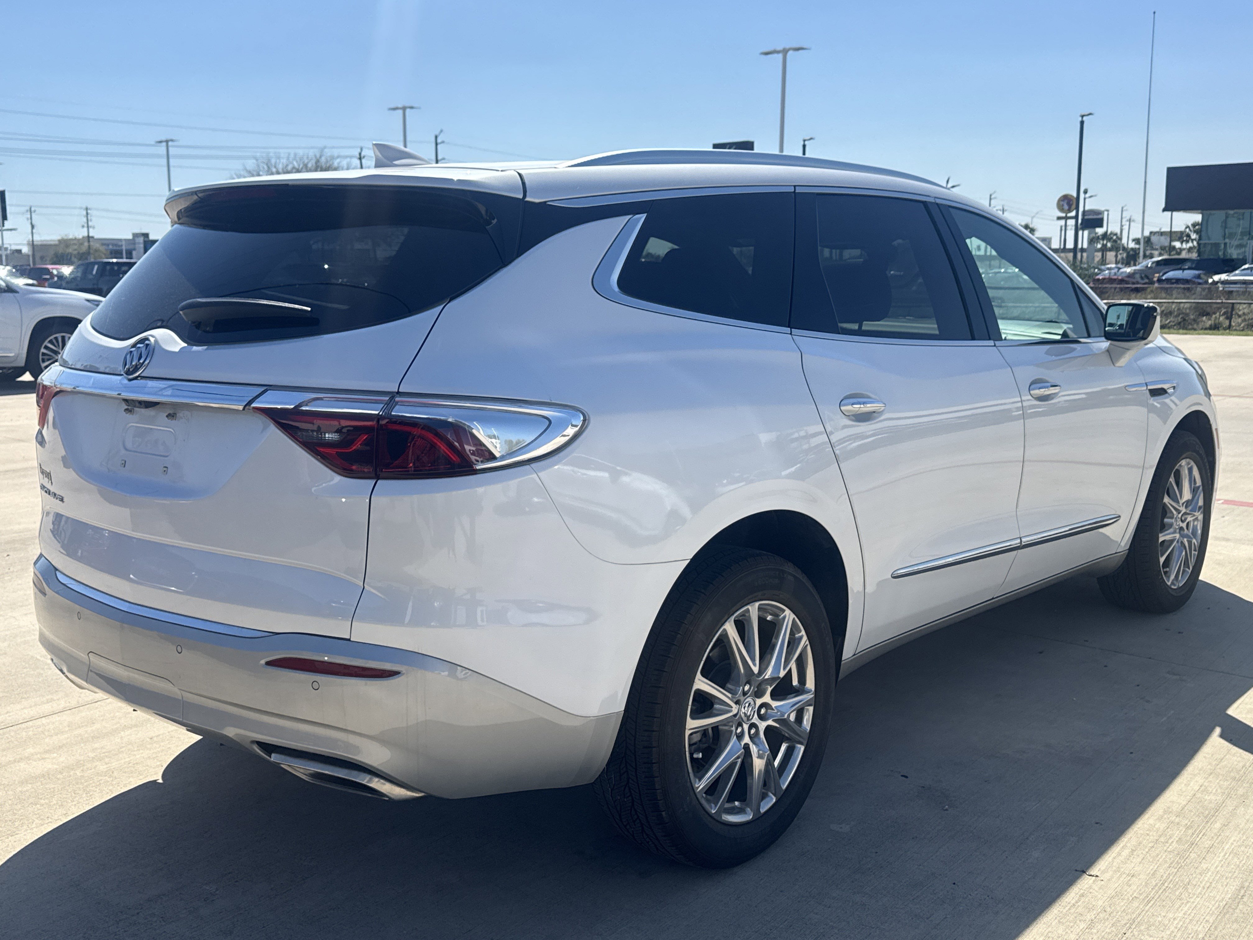 Used 2023 Buick Enclave Premium w/ Experience Buick Package image 12