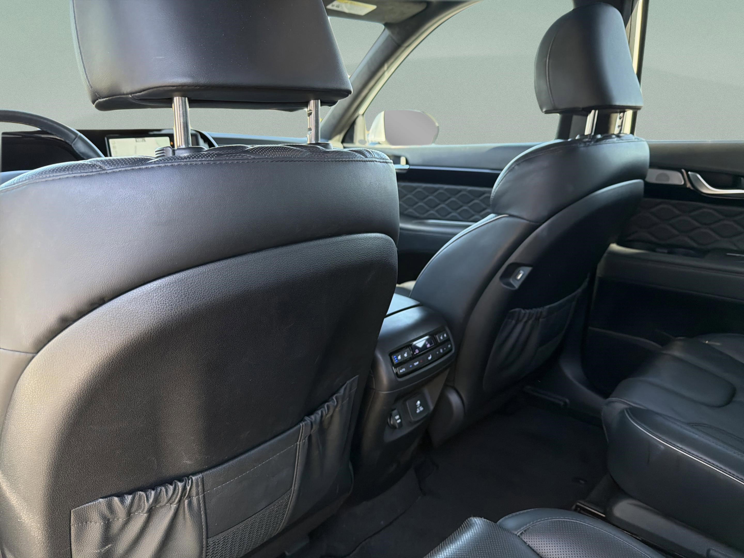 Used 2022 Hyundai Palisade Calligraphy image 28