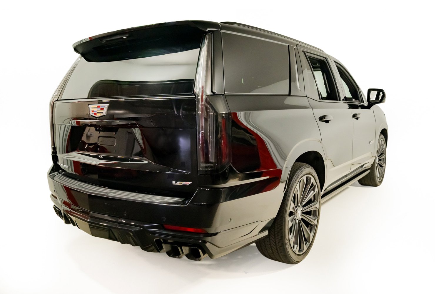 Used 2025 Cadillac Escalade V AWD/4WD image 9