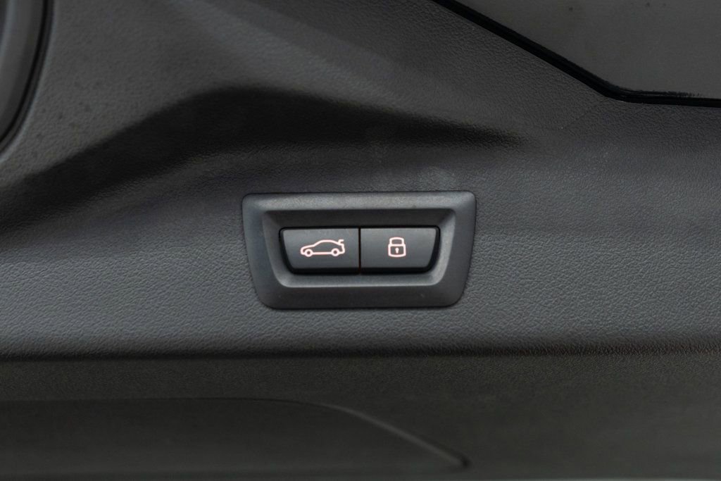 Used 2026 BMW X7 xDrive40i image 39