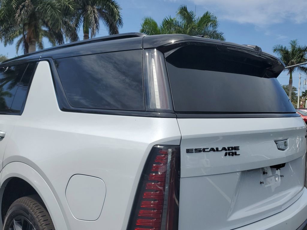 New 2026 Cadillac Escalade IQL Sport 2 image 13