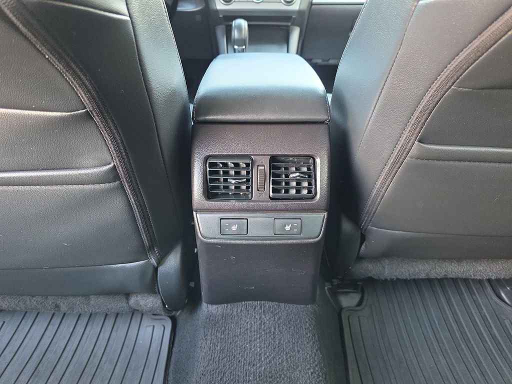 Used 2016 Subaru Outback 2.5i Limited AWD/4WD image 24