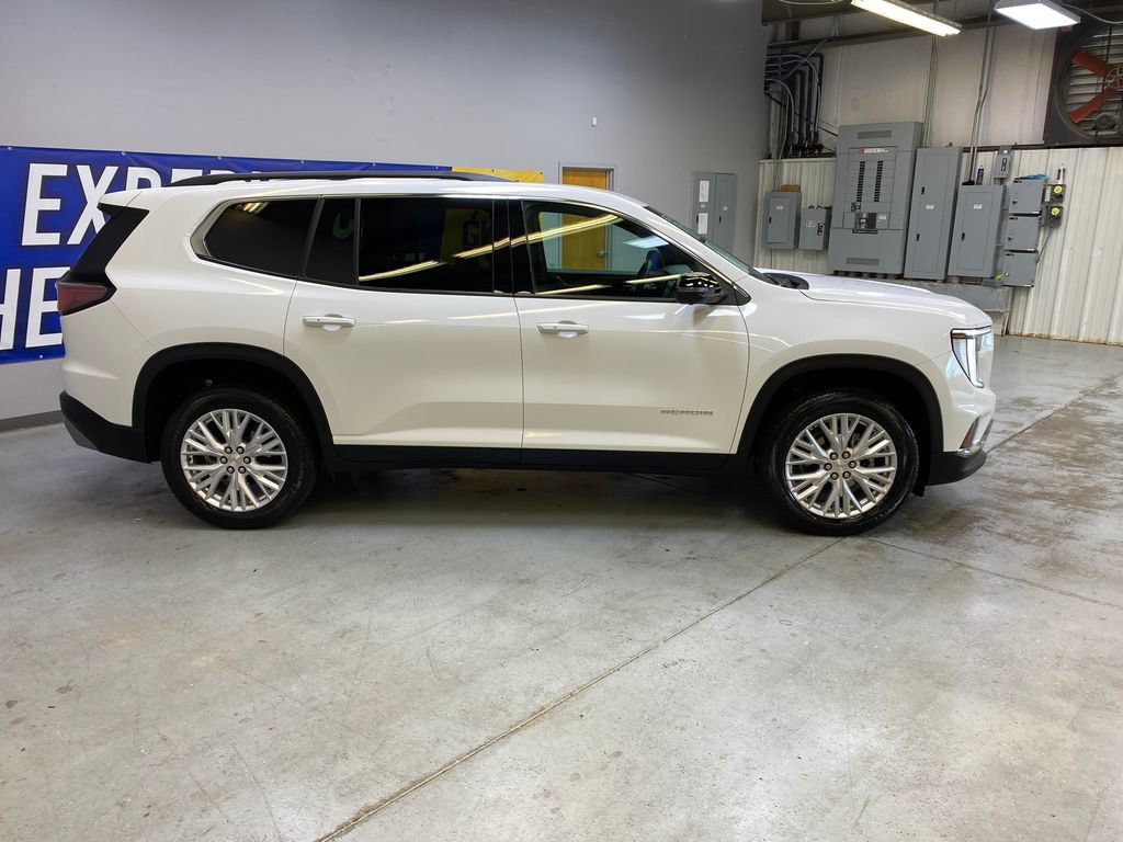 Used 2026 GMC Acadia Elevation w/ Elevation Premium Package AWD/4WD image 8
