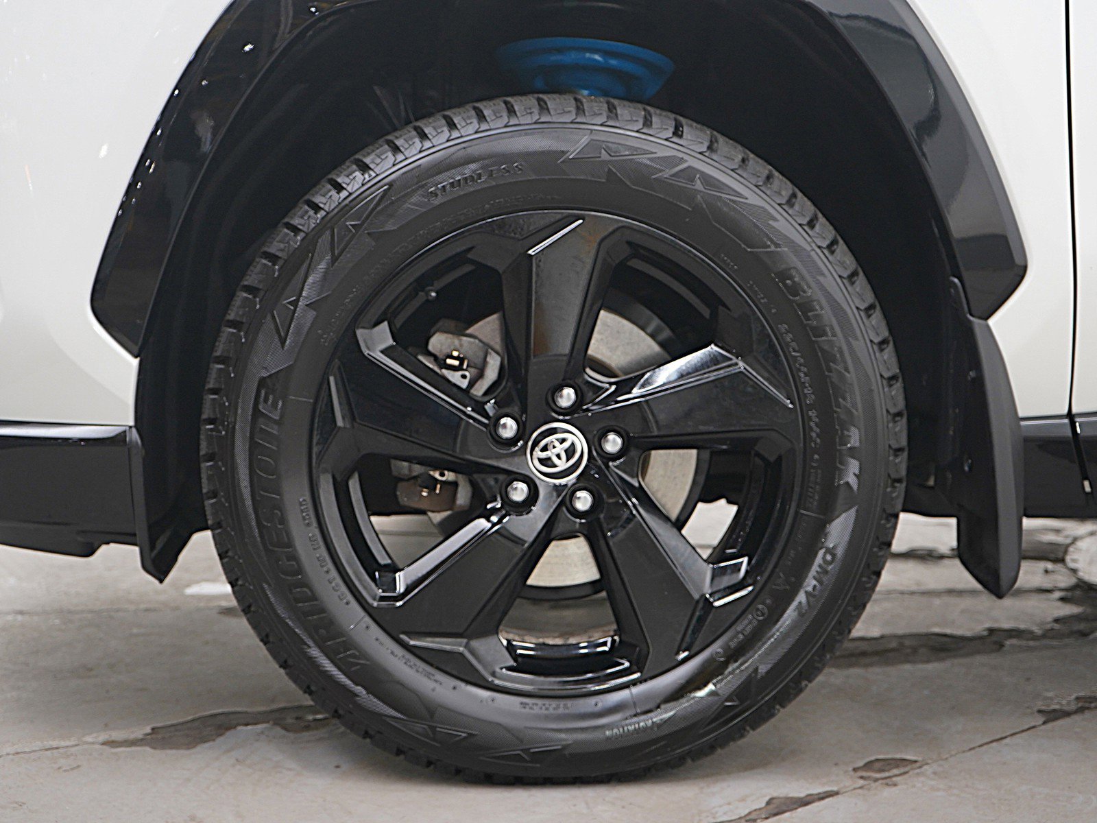 Used 2020 Toyota RAV4 XSE image 29