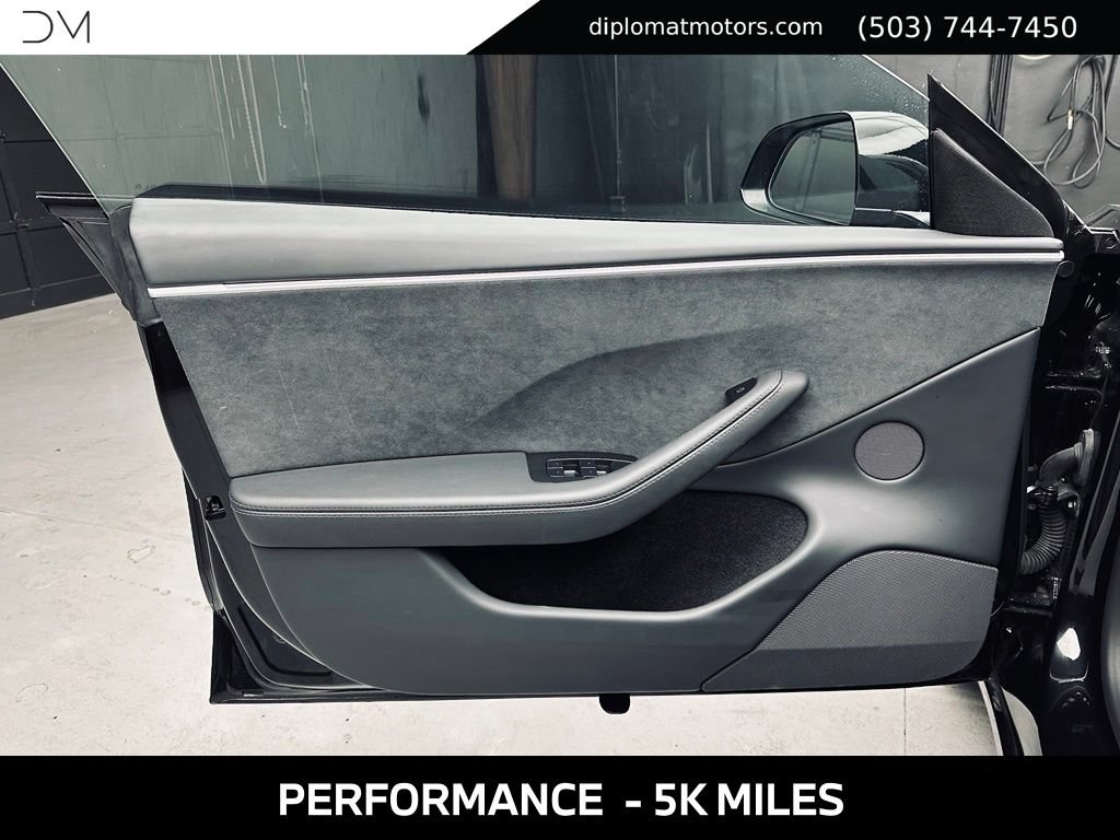 Used 2025 Tesla Model 3 Performance AWD/4WD image 25