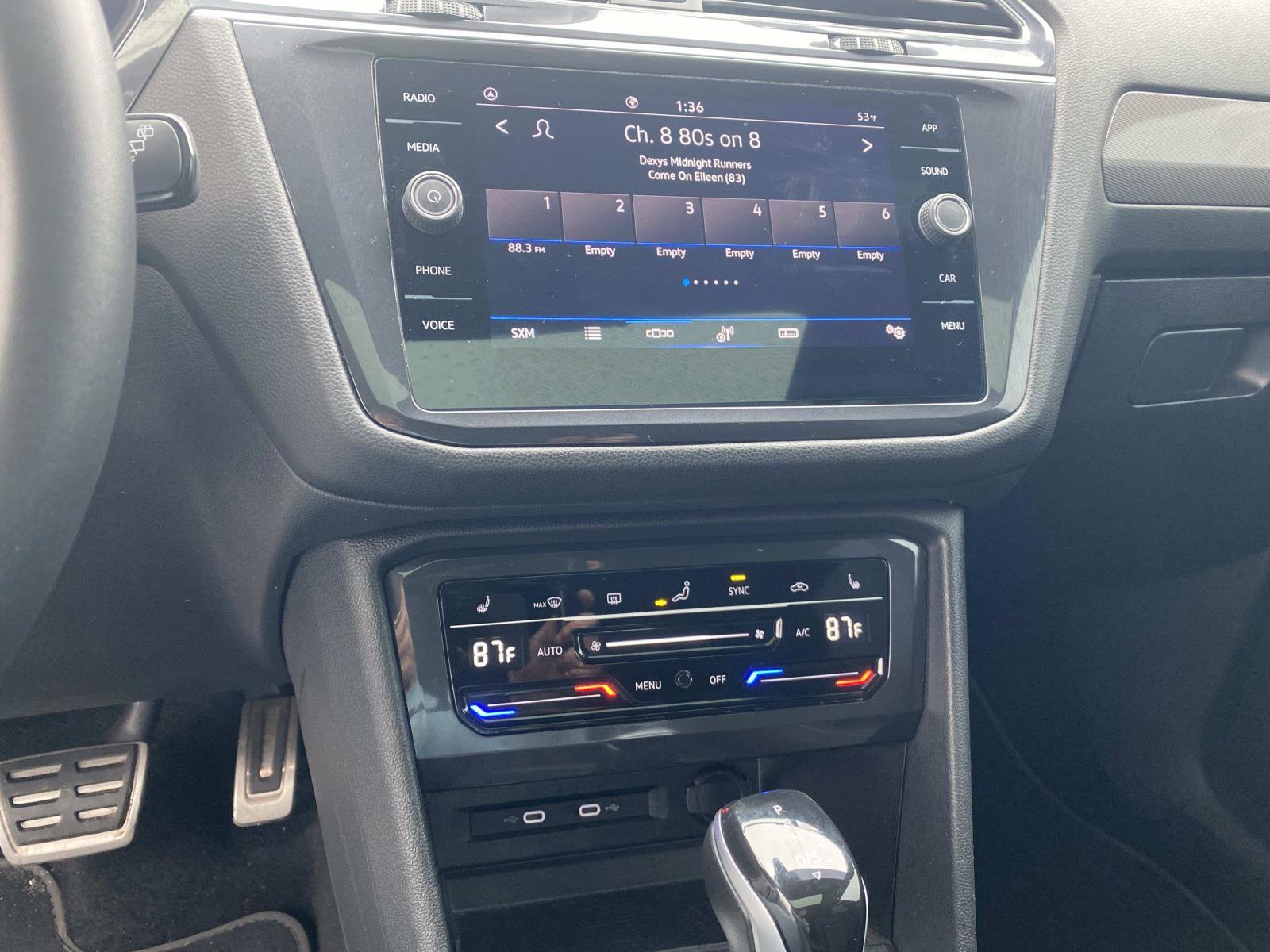 Used 2023 Volkswagen Tiguan SE R-Line image 21