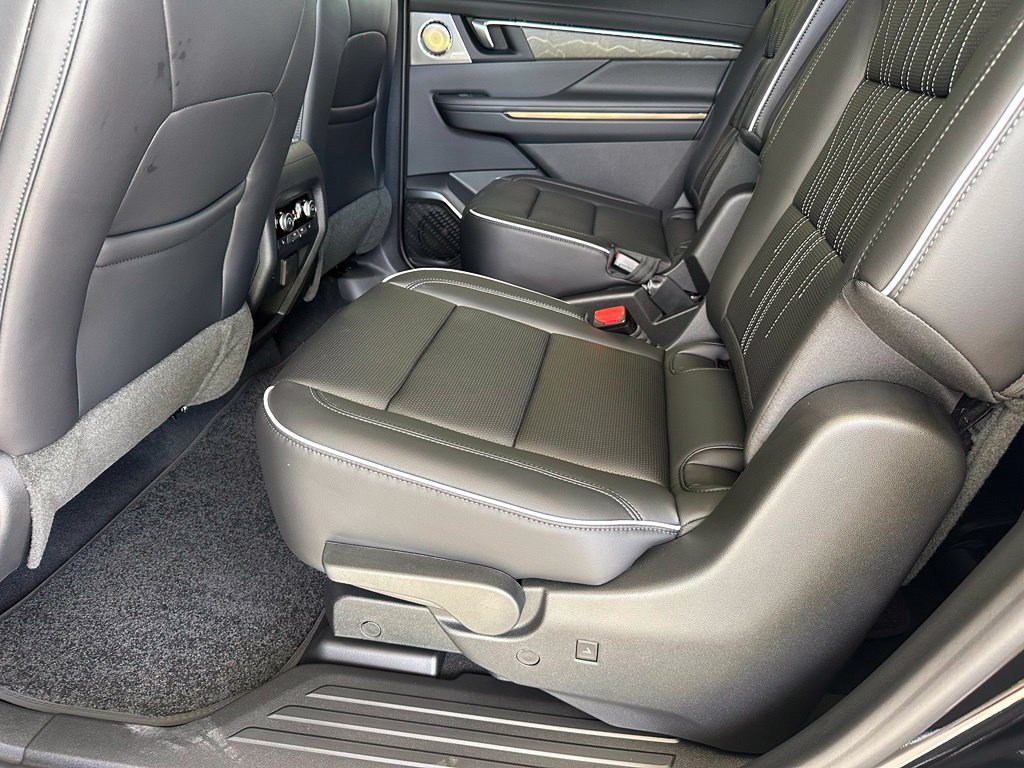 New 2026 Buick Enclave Avenir w/ Super Cruise Package FWD image 31