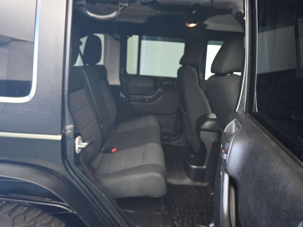 Used 2012 Jeep Wrangler Unlimited Sahara AWD/4WD image 26
