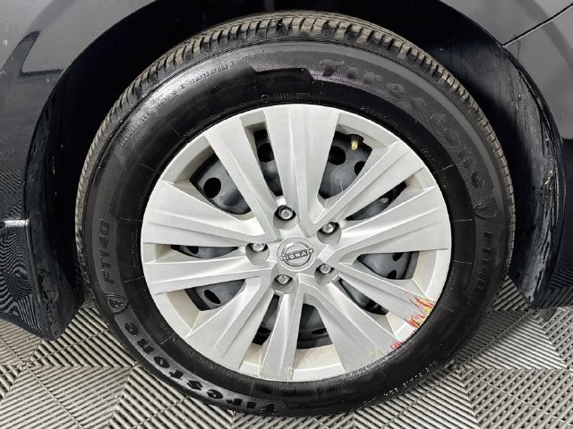 Used 2025 Nissan Sentra S FWD image 29