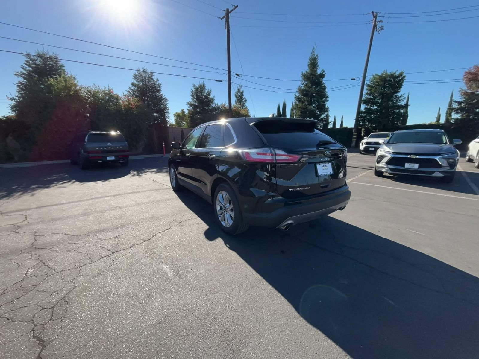Used 2022 Ford Edge Titanium w/ Equipment Group 301A AWD/4WD image 10