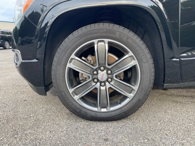 Used 2019 GMC Acadia Denali w/ Technology Package AWD/4WD image 26