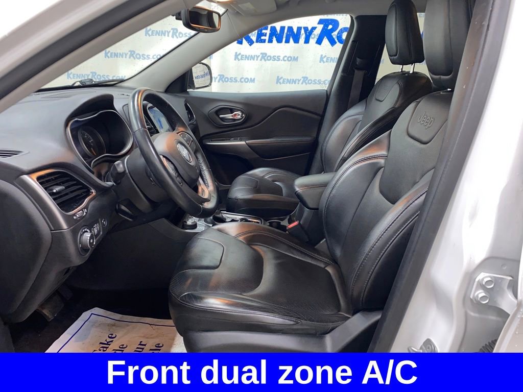 Used 2019 Jeep Cherokee Limited image 8