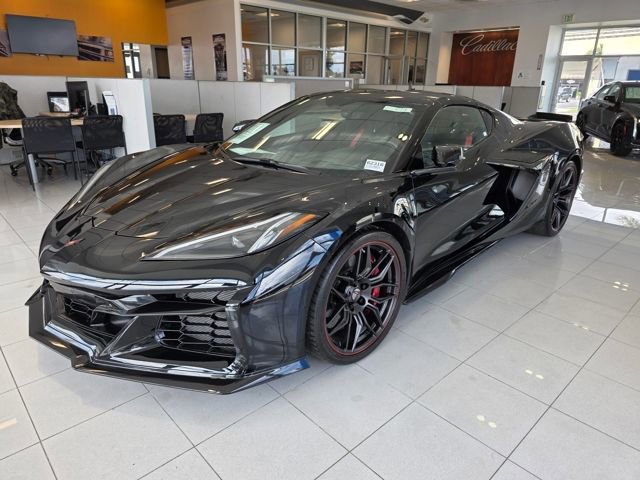 Used 2023 Chevrolet Corvette Z06 w/ Engine Appearance Package image 3