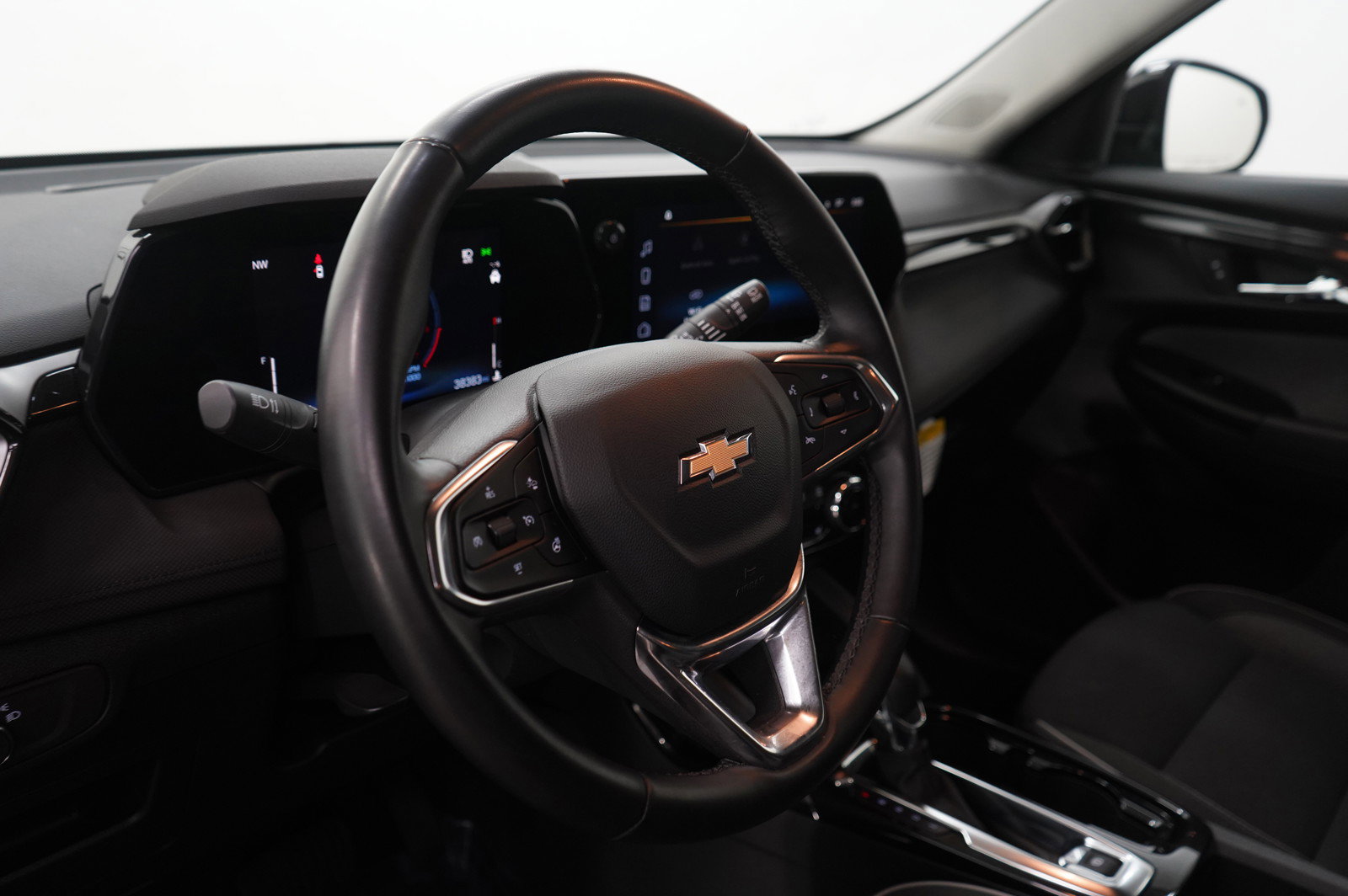 Used 2024 Chevrolet TrailBlazer LT w/ Convenience Package image 16