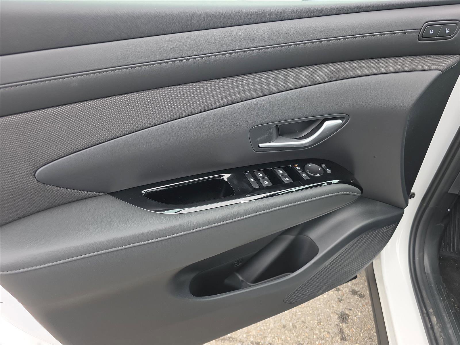 New 2026 Hyundai Santa Cruz Limited image 9