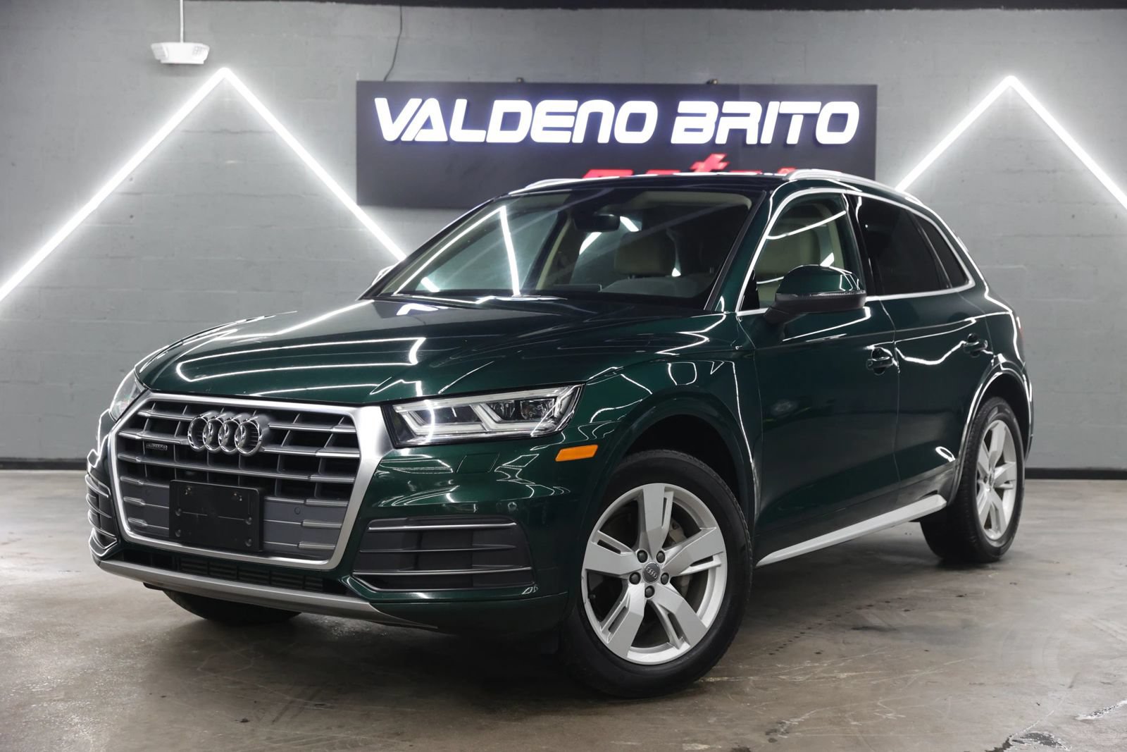 Used 2018 Audi Q5 2.0T Premium Plus w/ Premium Plus Package