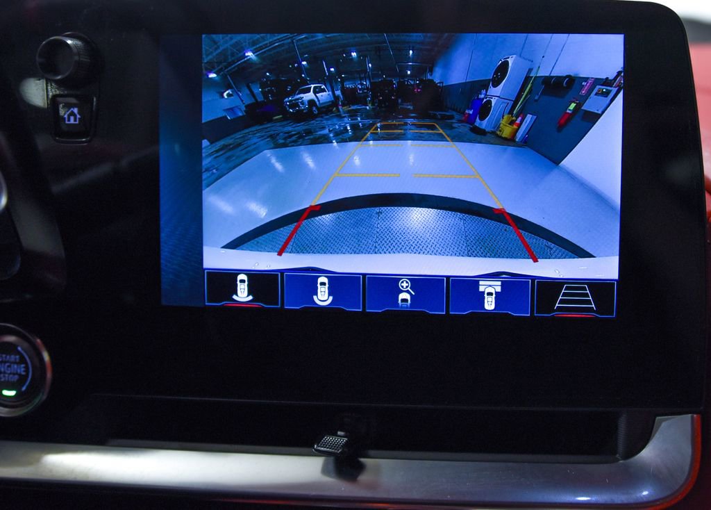 Used 2024 Chevrolet Corvette Stingray Premium Conv w/ Z51 Performance Package image 7