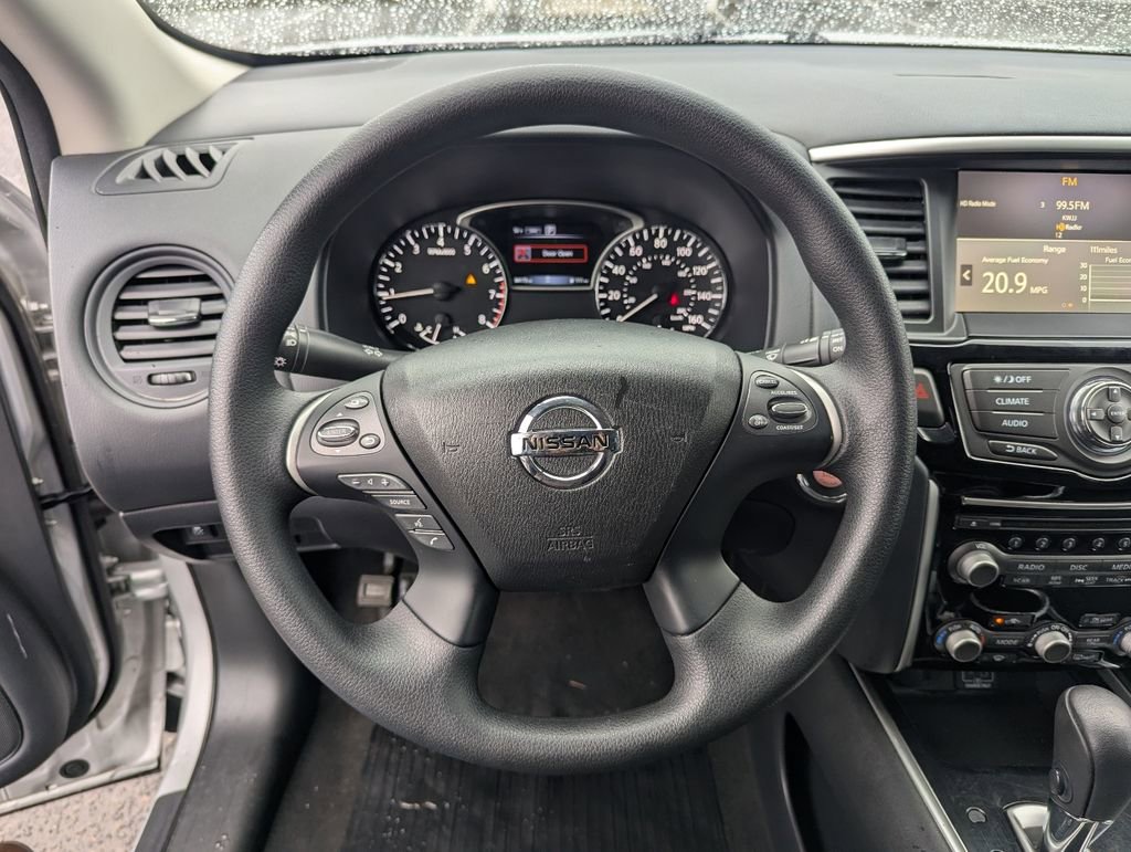 Used 2020 Nissan Pathfinder S AWD/4WD image 13