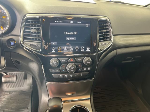 Used 2022 Jeep Grand Cherokee Laredo X image 19