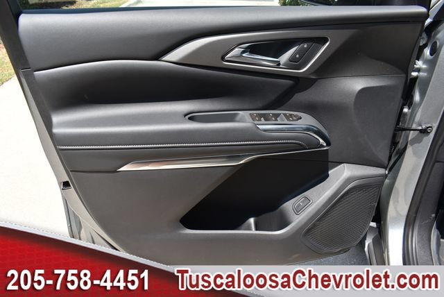 New 2027 Chevrolet Traverse LT w/ Sun and Wheel Package FWD image 14