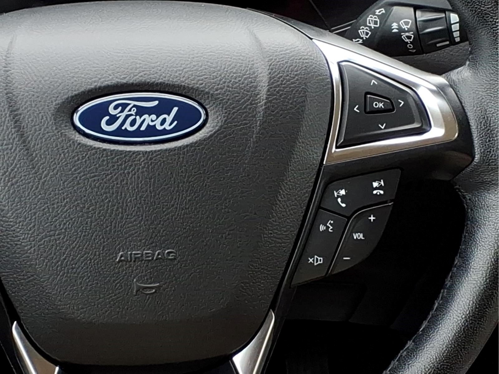 Used 2023 Ford Edge SEL AWD/4WD image 11