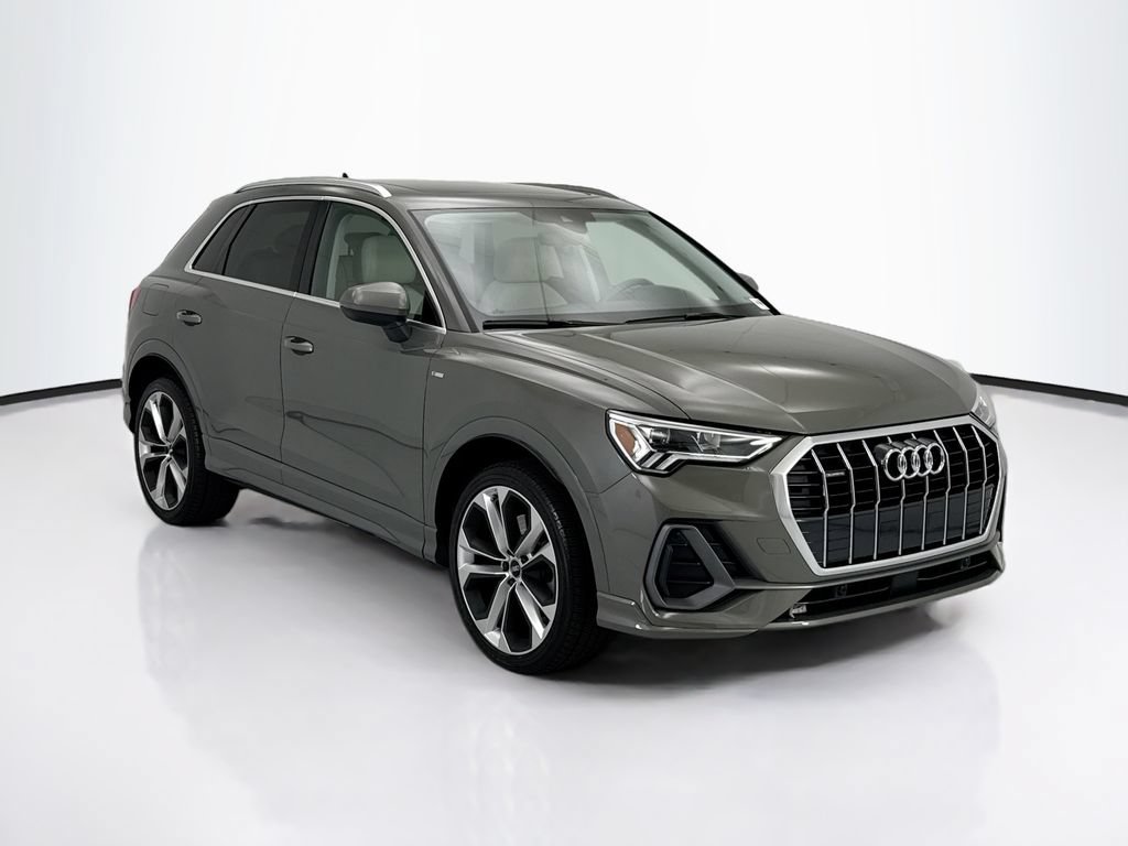 Used 2020 Audi Q3 2.0T Premium Plus AWD/4WD image 3