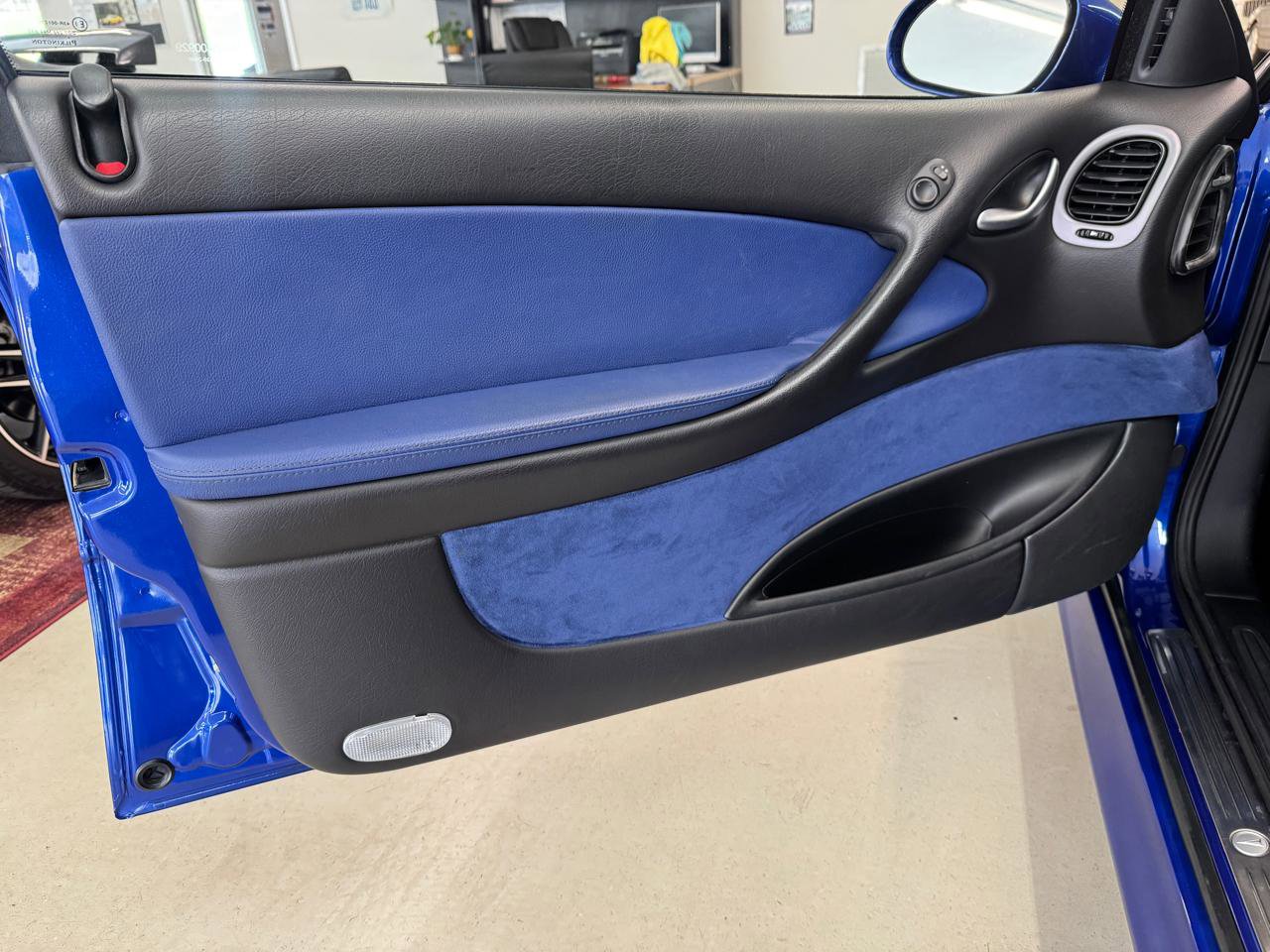 Used 2005 Pontiac GTO image 11