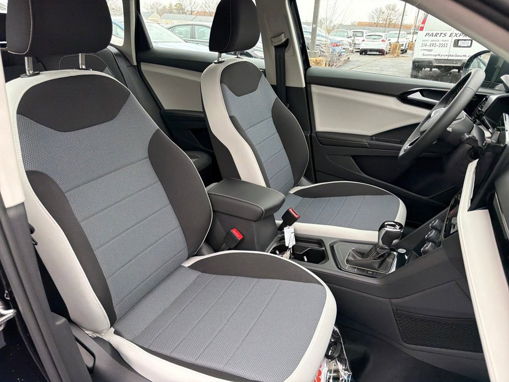 New 2026 Volkswagen Taos S image 32