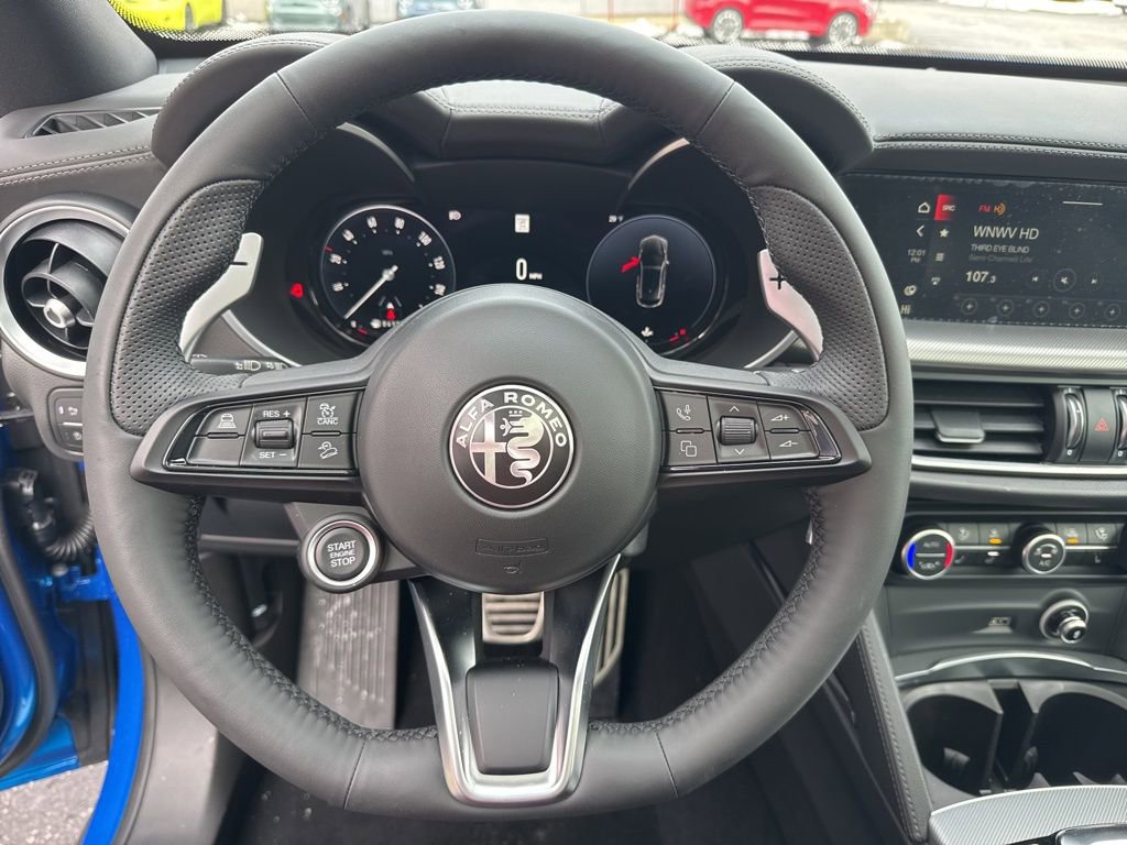 New 2025 Alfa Romeo Stelvio Sprint AWD/4WD image 14