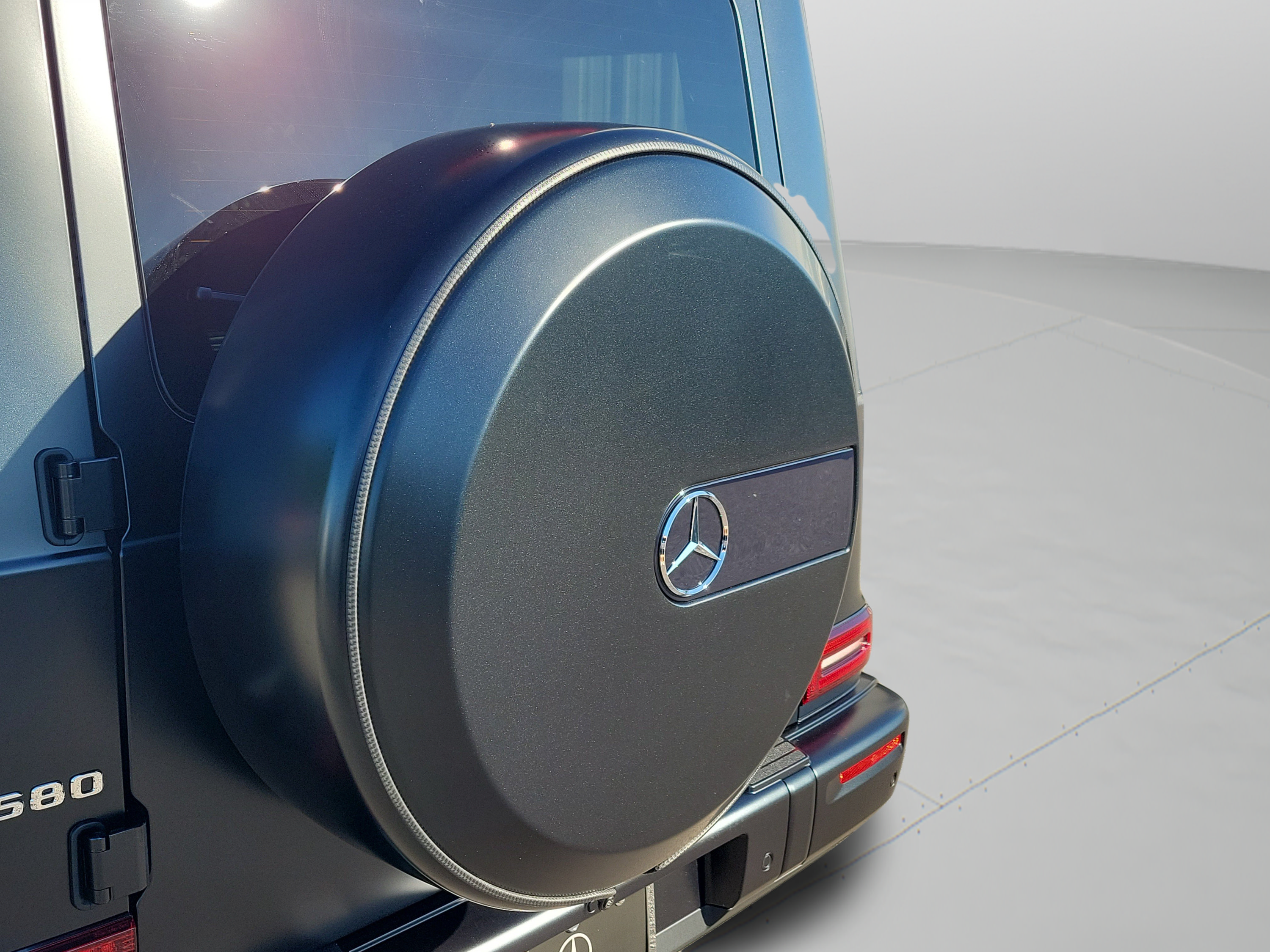 New 2027 Mercedes-Benz G 580 e image 34