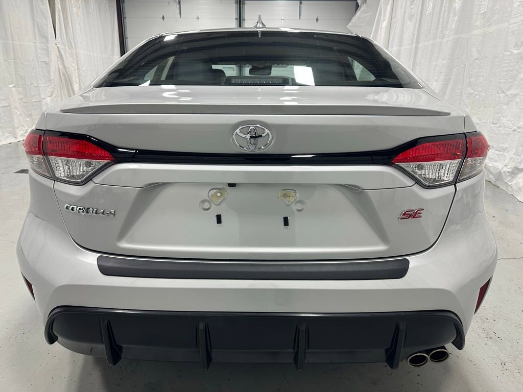 Used 2025 Toyota Corolla SE image 6