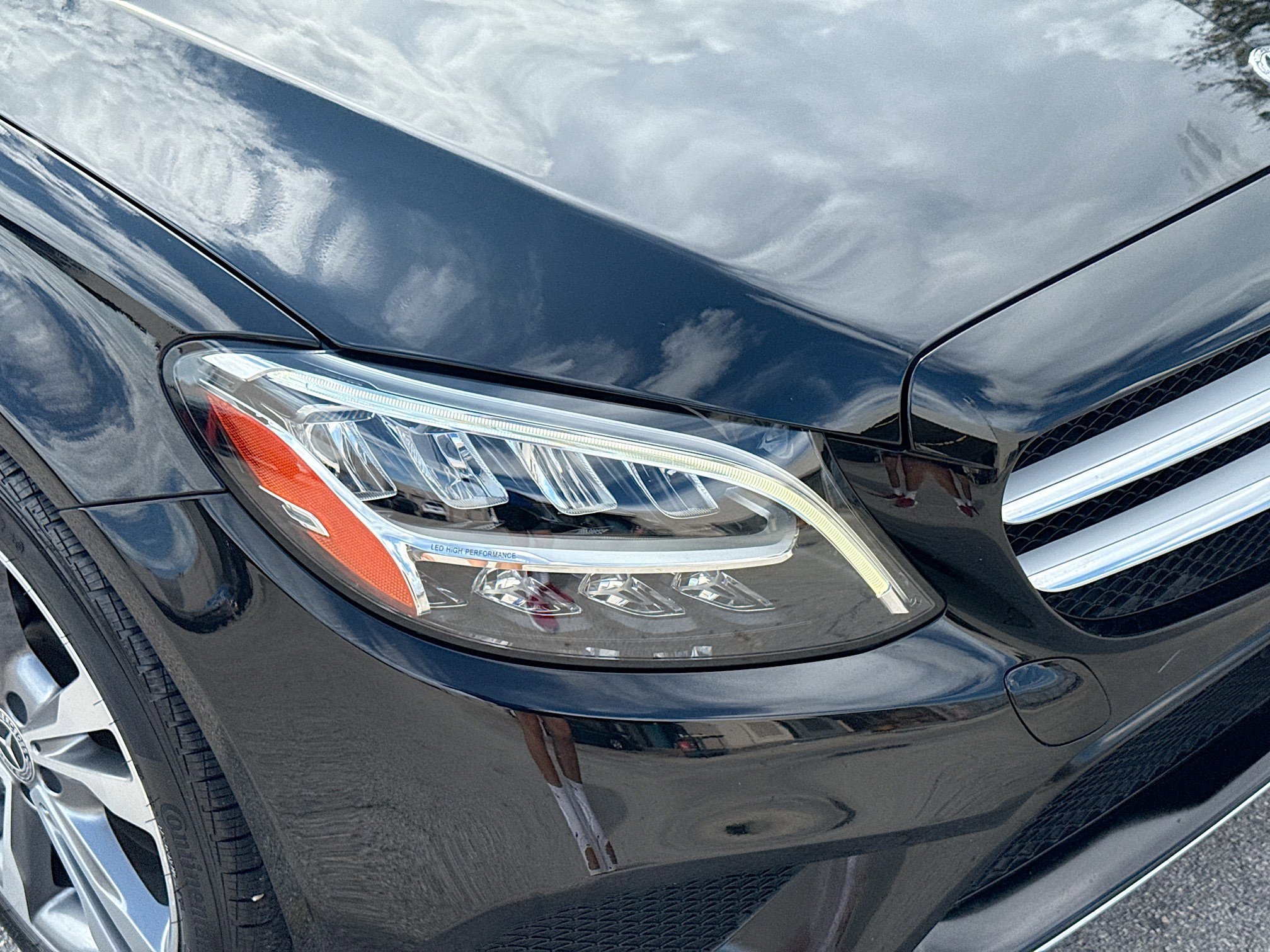 Used 2020 Mercedes-Benz C 300 4MATIC Sedan w/ Premium Package image 34