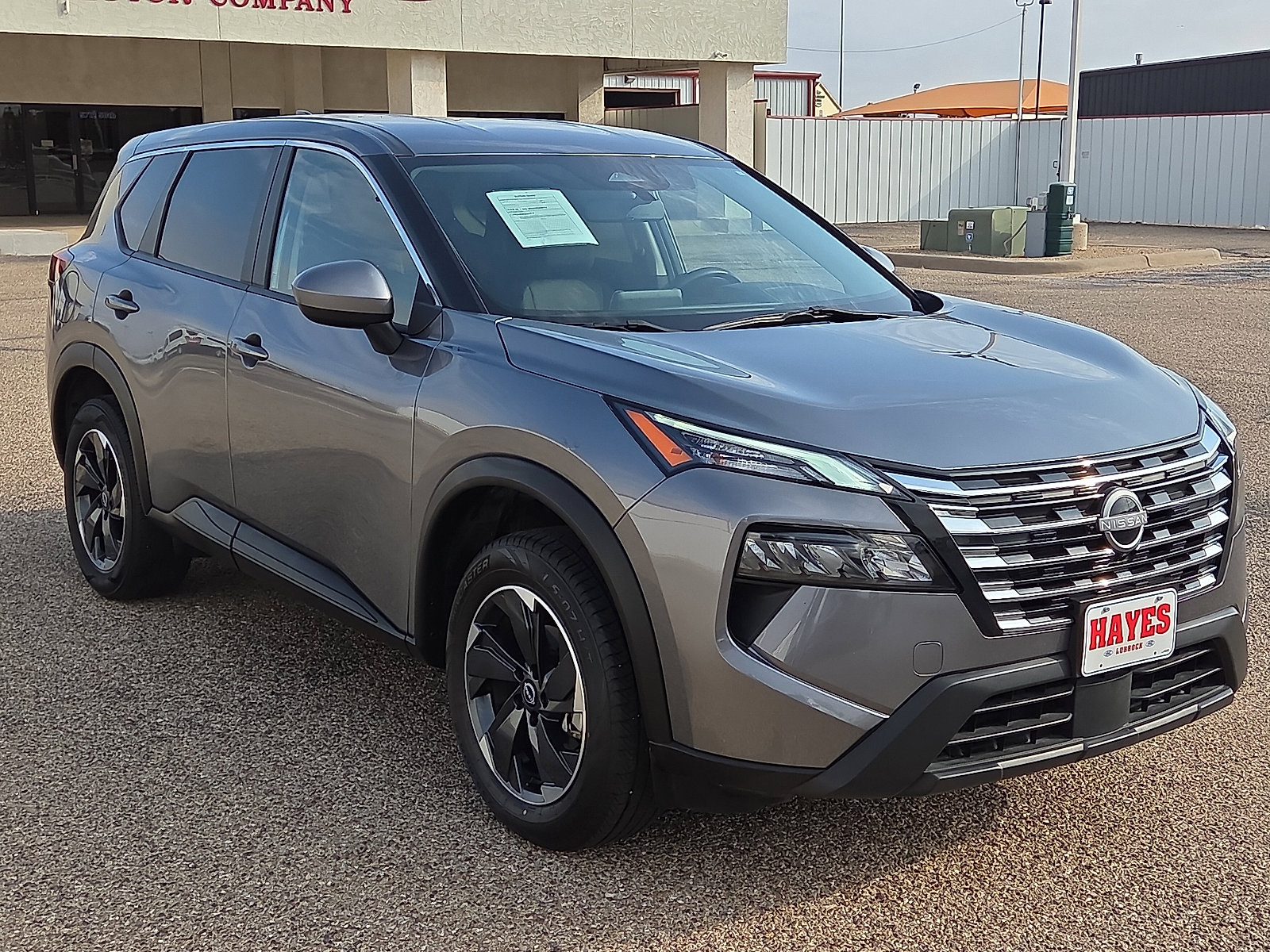 Used 2024 Nissan Rogue SV image 5