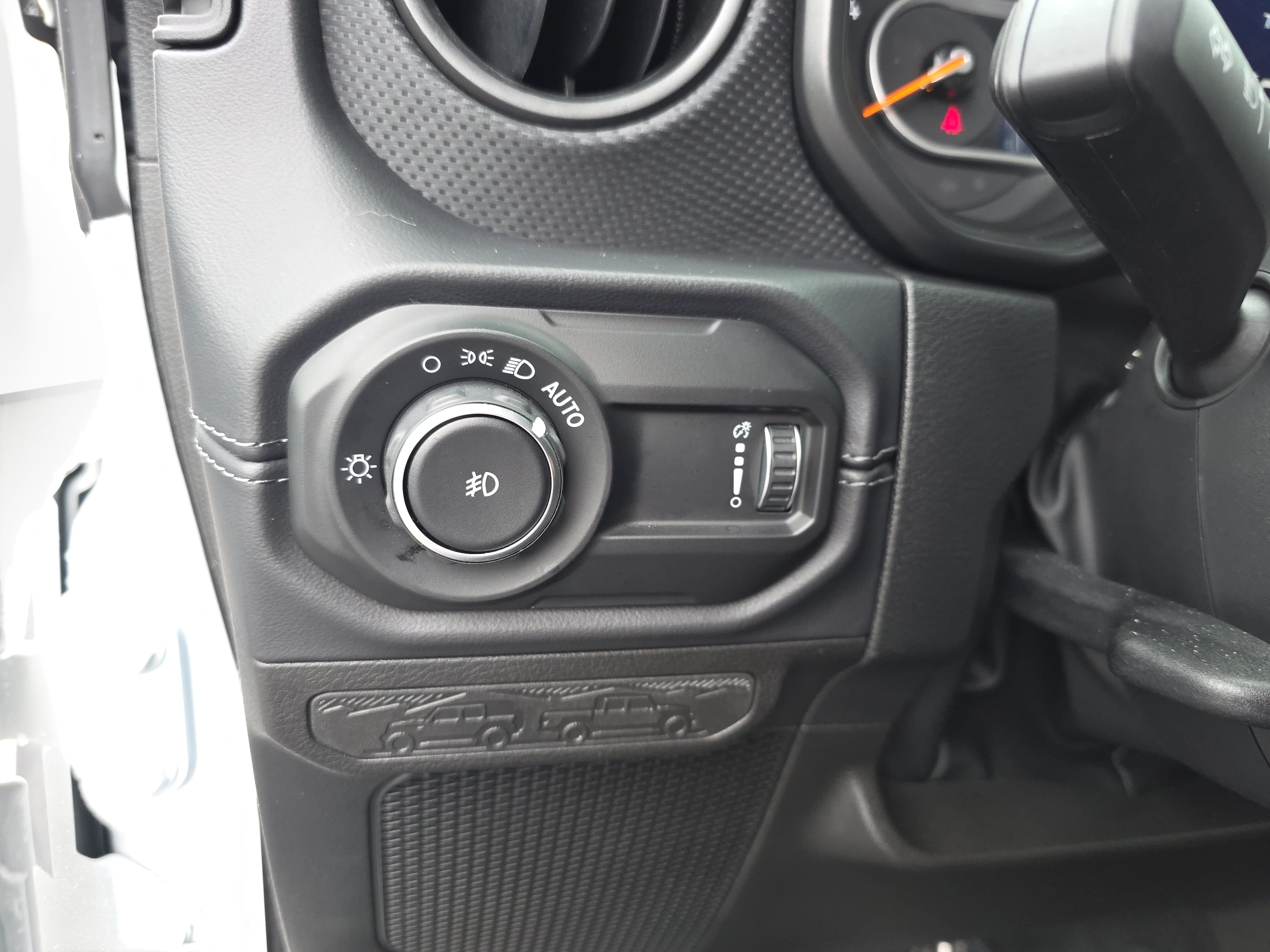 Certified 2026 Jeep Wrangler Rubicon AWD/4WD image 23