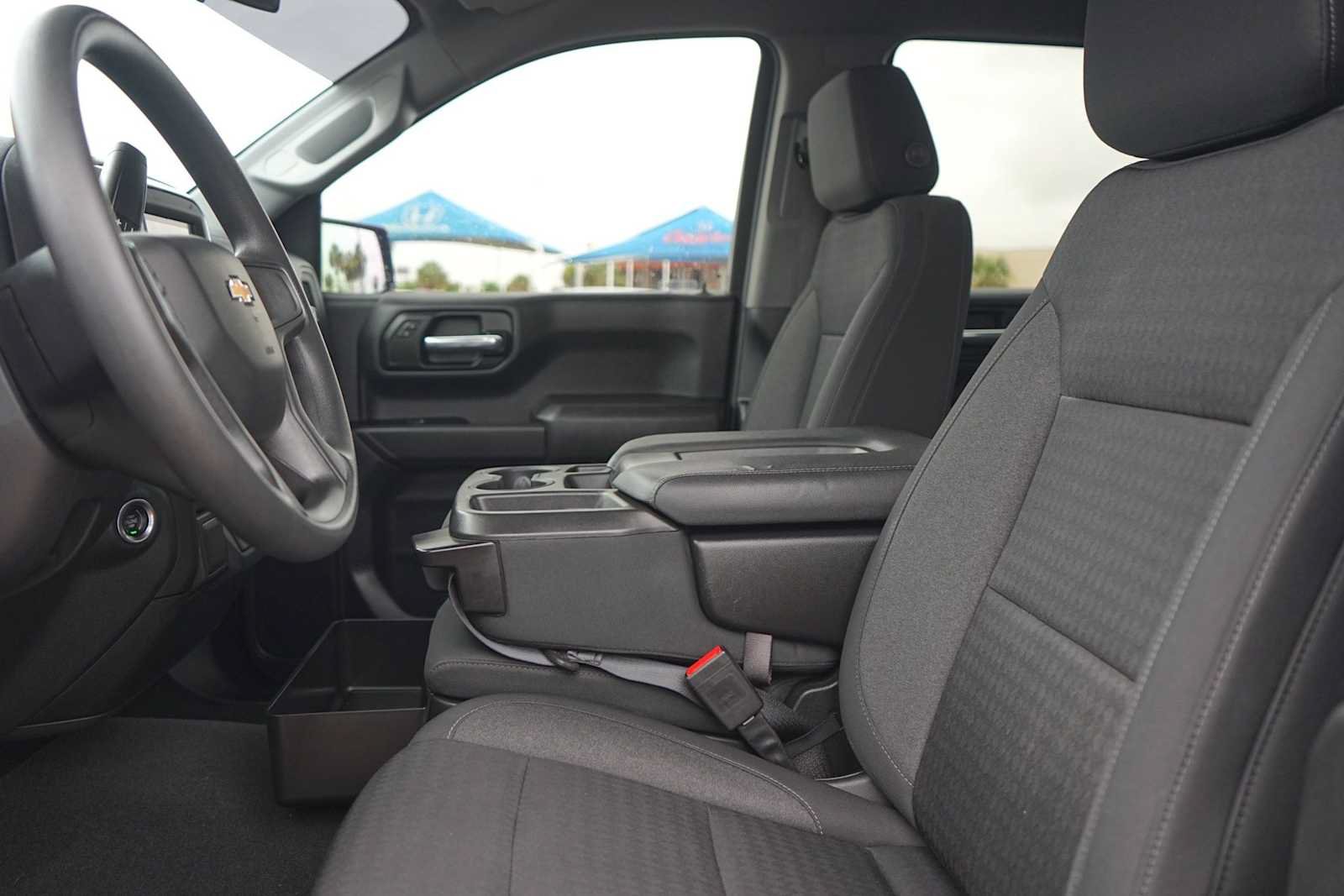 Used 2023 Chevrolet Silverado 1500 Custom AWD/4WD image 11