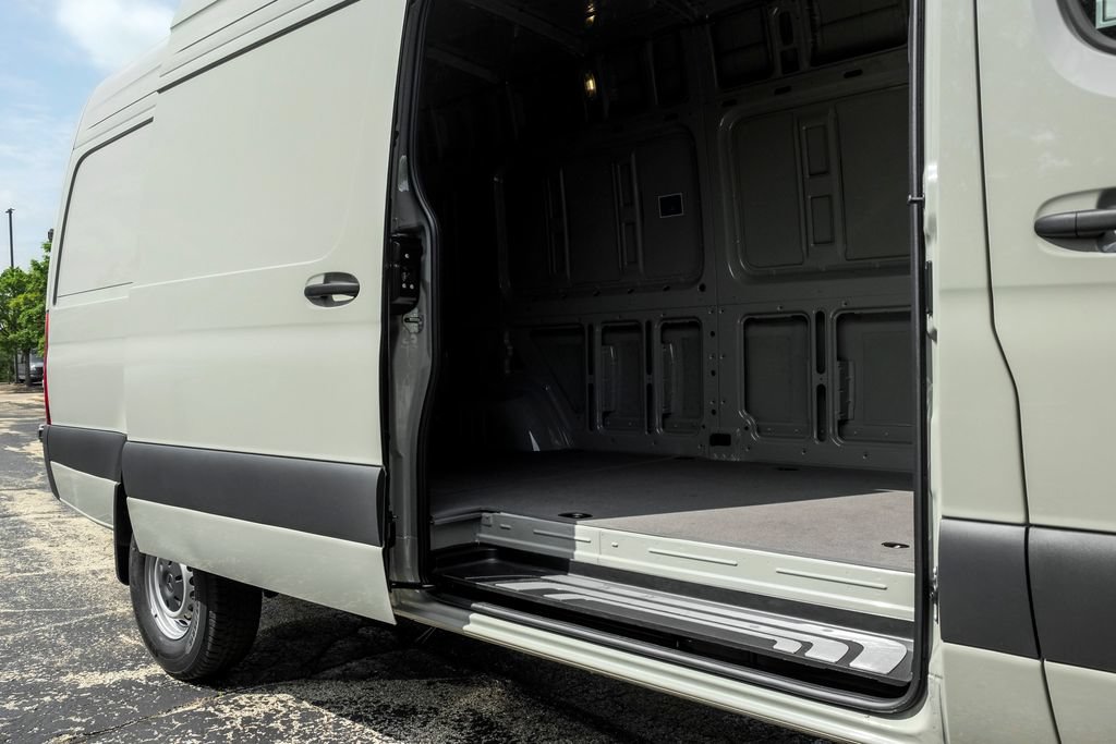 New 2026 Mercedes-Benz Sprinter 2500 image 10