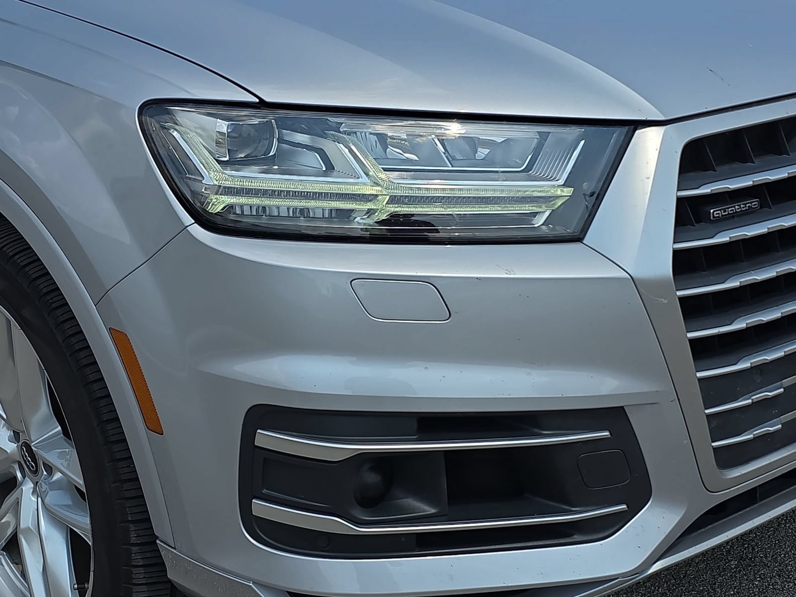 Used 2018 Audi Q7 3.0T Prestige AWD/4WD image 28