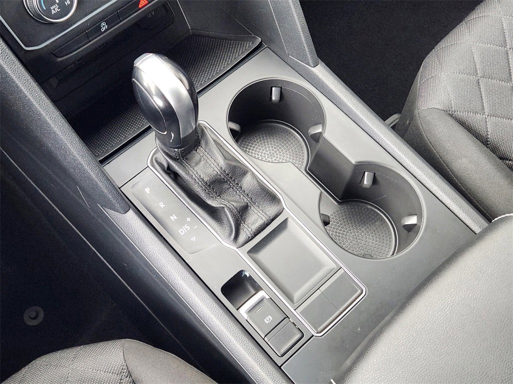 Used 2020 Volkswagen Atlas Cross Sport S image 22