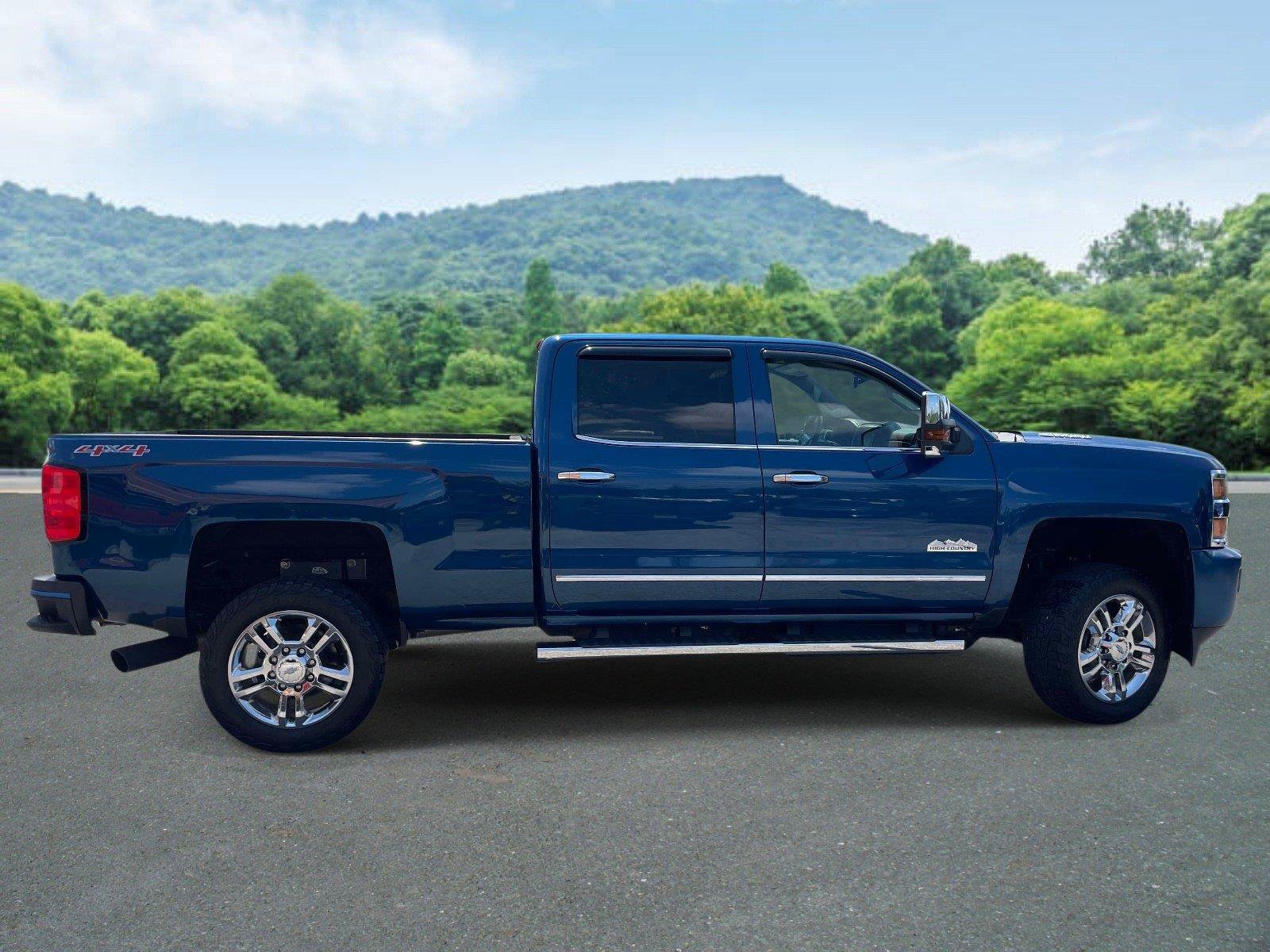 Used 2015 Chevrolet Silverado 2500 High Country w/ Duramax Plus Package AWD/4WD image 21
