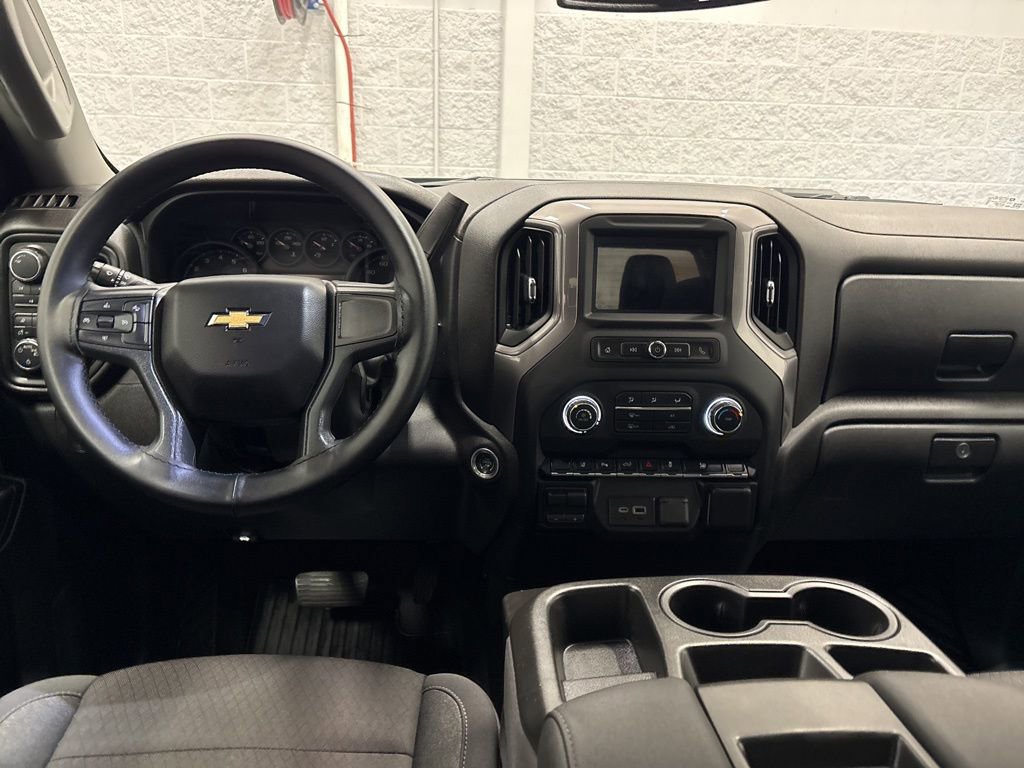 Used 2024 Chevrolet Silverado 2500 Custom w/ Custom Value Package image 14