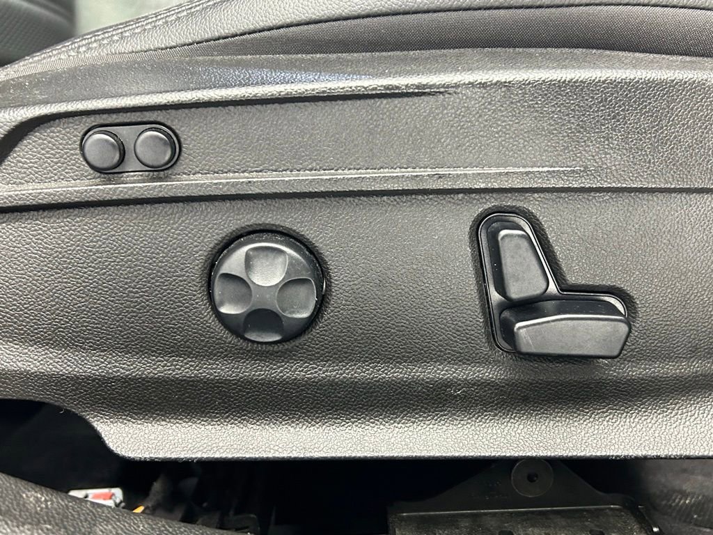 Used 2019 Alfa Romeo Giulia Ti Sport w/ Quick Order Package 22S Sport image 11